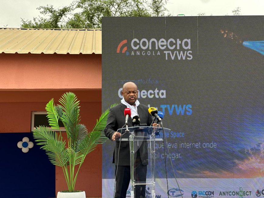 Ministro Mário de Oliveira lança Conecta Angola TVWS no Ramiros e garante internet para 10km à volta